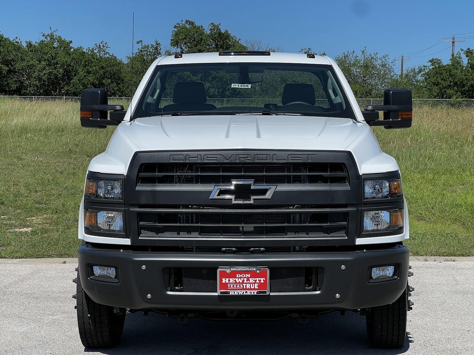 2024 Chevrolet Silverado 5500 HD Vehicle Photo in GEORGETOWN, TX 78626-7508