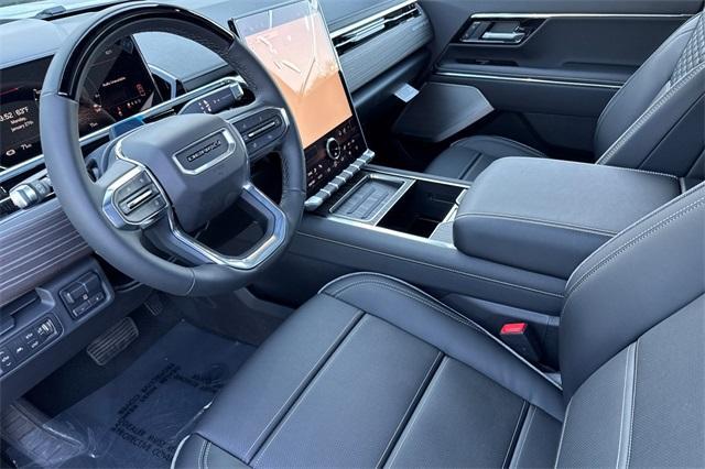 2025 GMC Sierra EV Vehicle Photo in ELK GROVE, CA 95757-8703