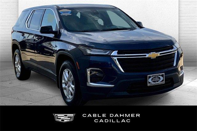 2022 Chevrolet Traverse Vehicle Photo in TOPEKA, KS 66609-0000