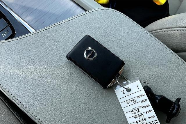 2022 Volvo XC90 Vehicle Photo in Houston, TX 77007