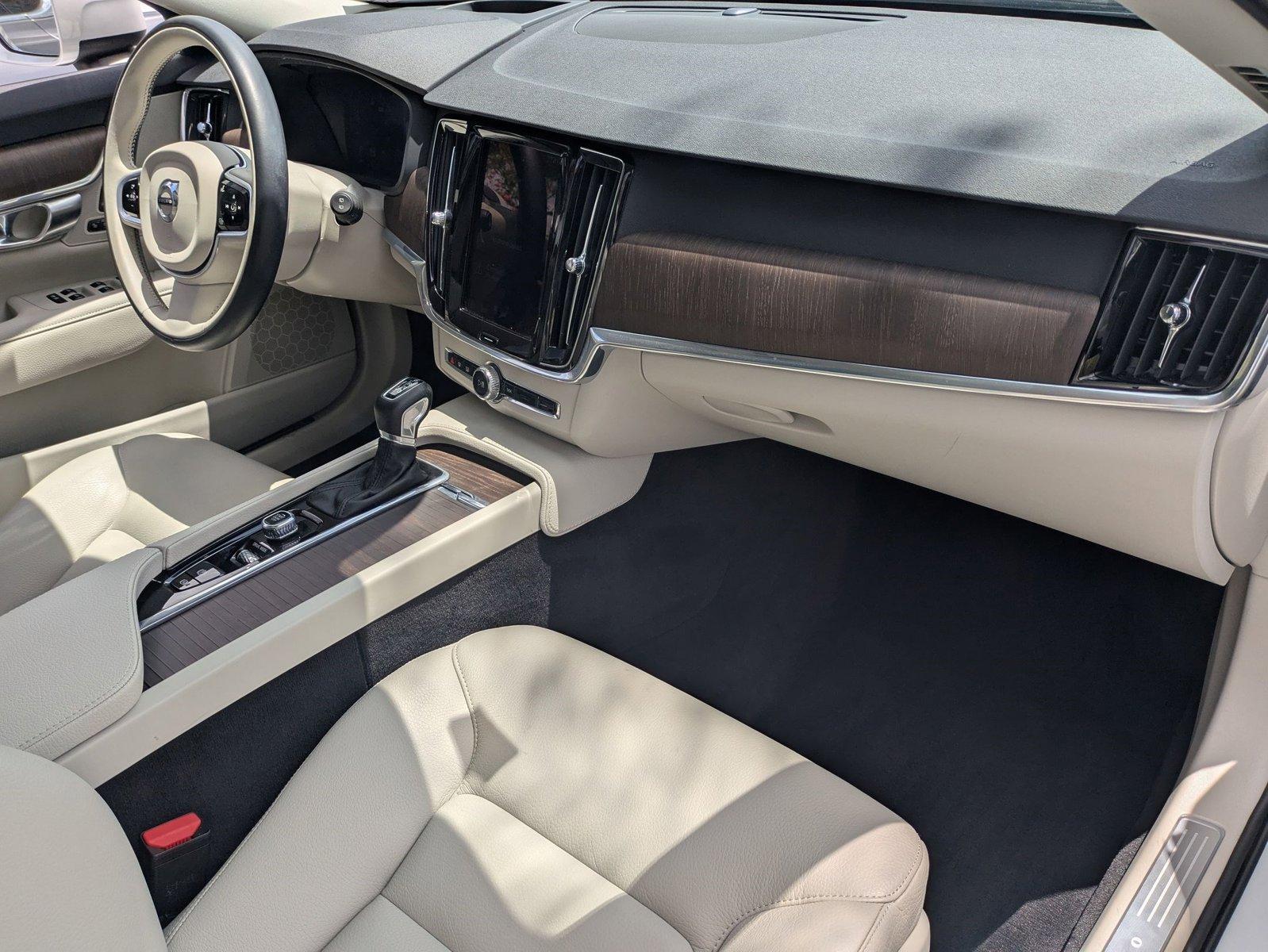2021 Volvo V90 Cross Country Vehicle Photo in Coconut Creek, FL 33073