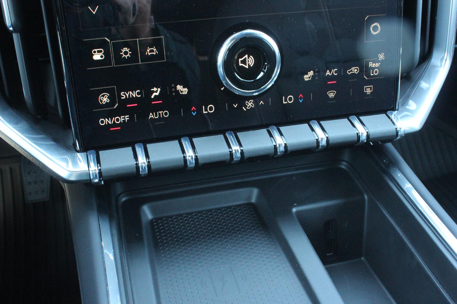2025 GMC Acadia Vehicle Photo in AURORA, CO 80012-4011
