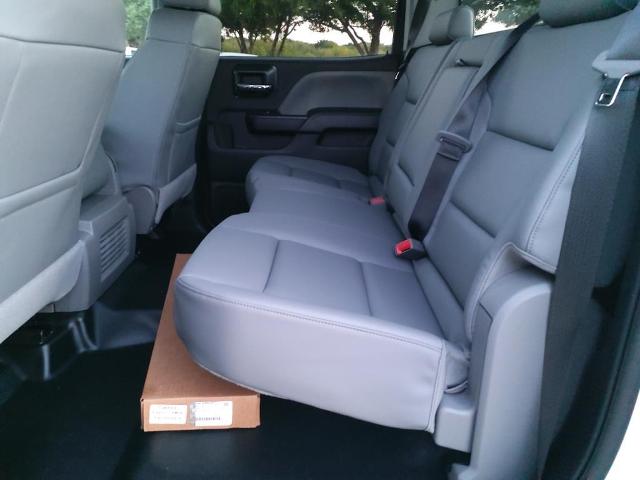 2024 Chevrolet Silverado Chassis Cab Vehicle Photo in Denton, TX 76205