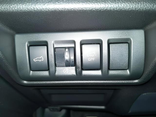 2025 Subaru Outback Vehicle Photo in Green Bay, WI 54304