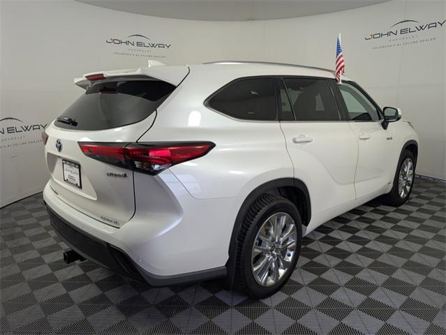 2021 Toyota Highlander Vehicle Photo in ENGLEWOOD, CO 80113-6708