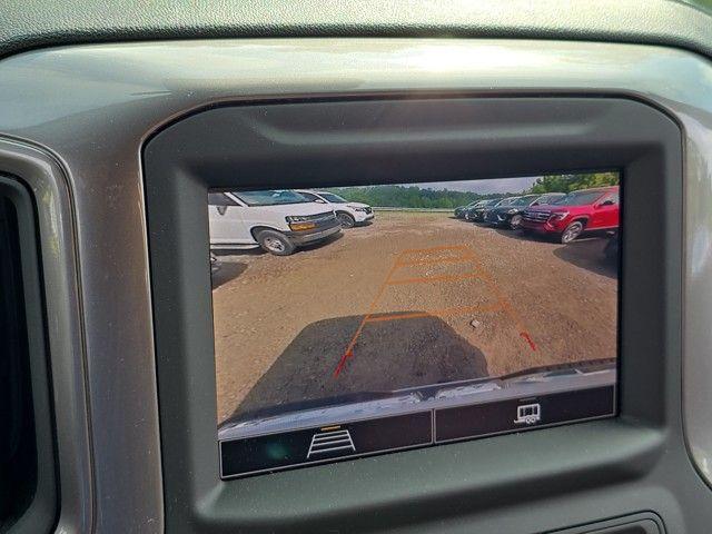 2024 GMC Sierra 2500 HD Vehicle Photo in Pleasant Hills, PA 15236
