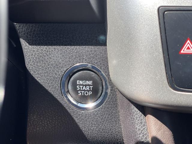 2019 Toyota Highlander Vehicle Photo in BENTONVILLE, AR 72712-4322