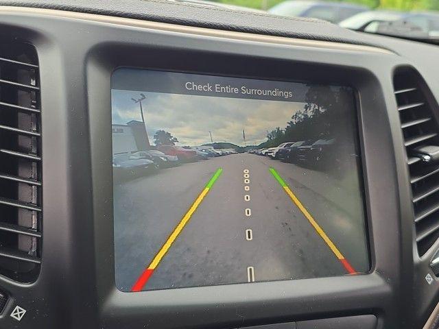 2018 Jeep Cherokee Vehicle Photo in Pleasant Hills, PA 15236