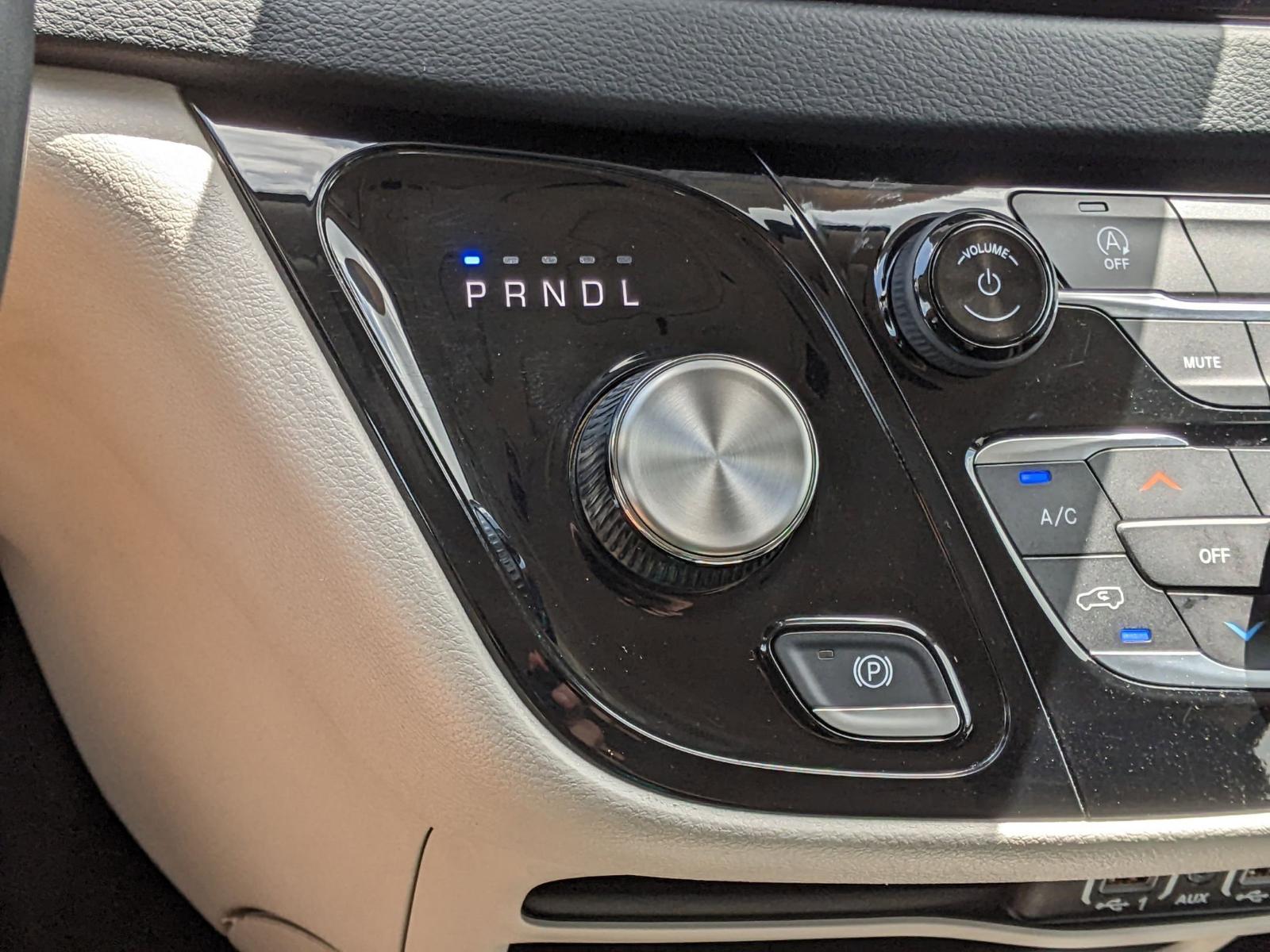 2023 Chrysler Voyager Vehicle Photo in Seguin, TX 78155