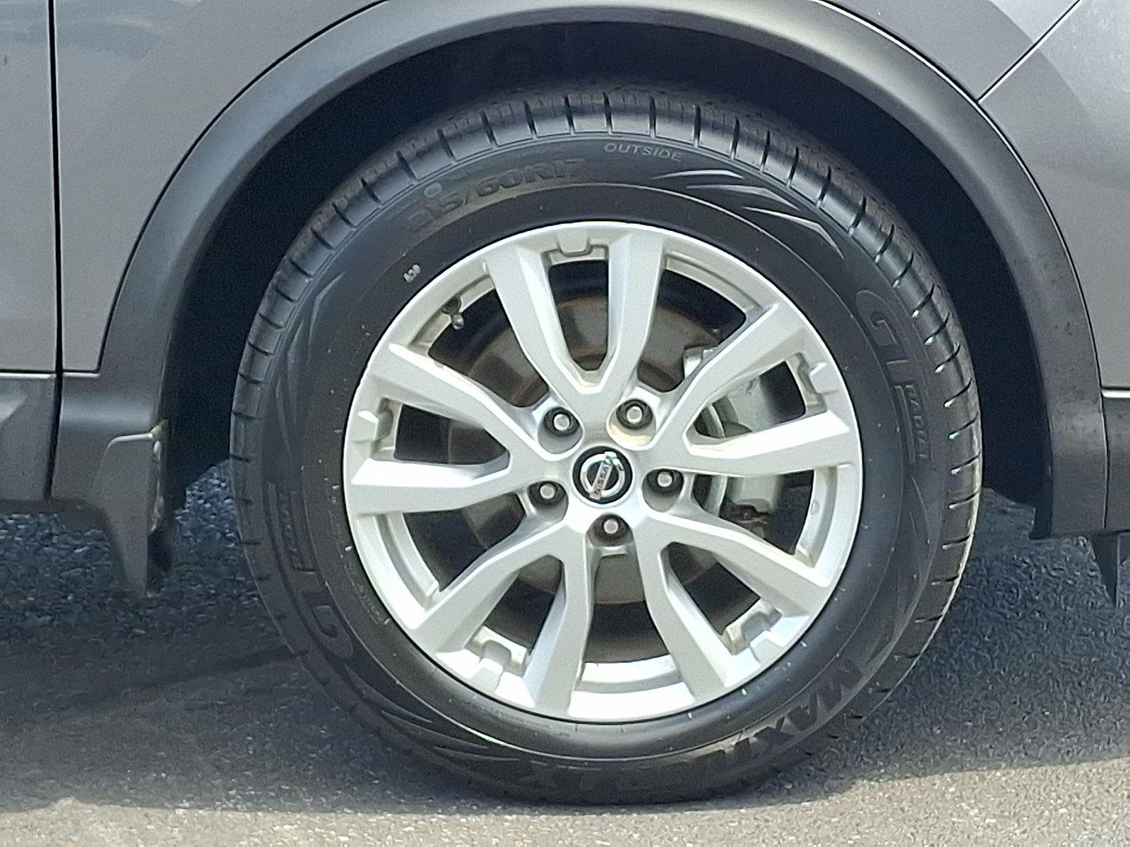 2022 Nissan Rogue Sport Vehicle Photo in Harrisburg, PA 17111-1033
