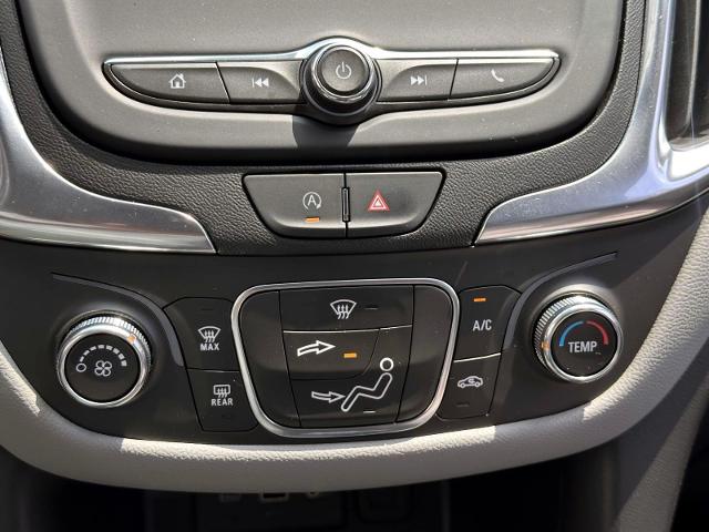 2022 Chevrolet Equinox Vehicle Photo in Roslyn, NY 11576