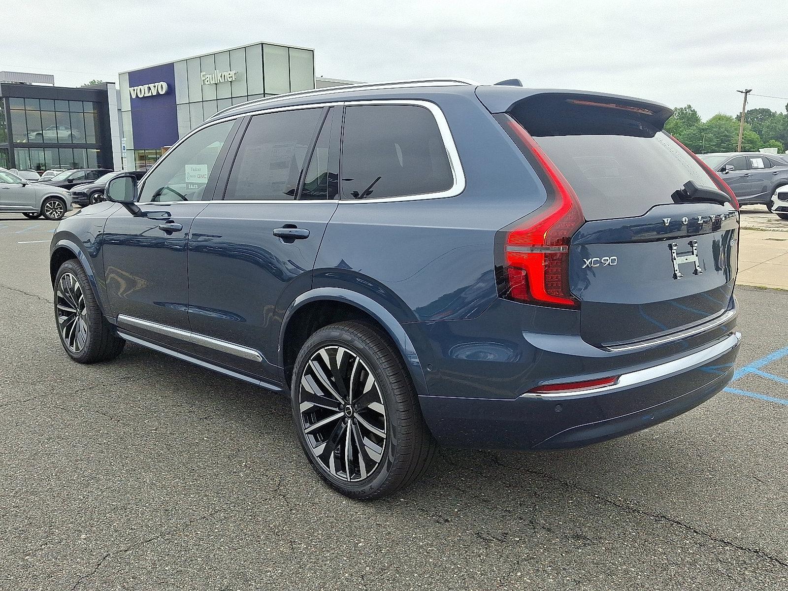 2026 Volvo XC90 Vehicle Photo in Trevose, PA 19053
