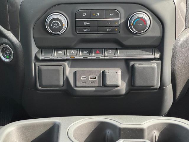 2024 Chevrolet Silverado 1500 Vehicle Photo in COLUMBIA, MO 65203-3903