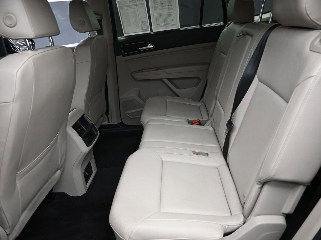 2018 Volkswagen Atlas Vehicle Photo in Marion, IA 52302