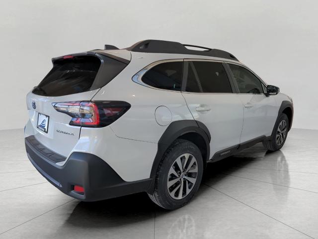 2025 Subaru Outback Vehicle Photo in Green Bay, WI 54304