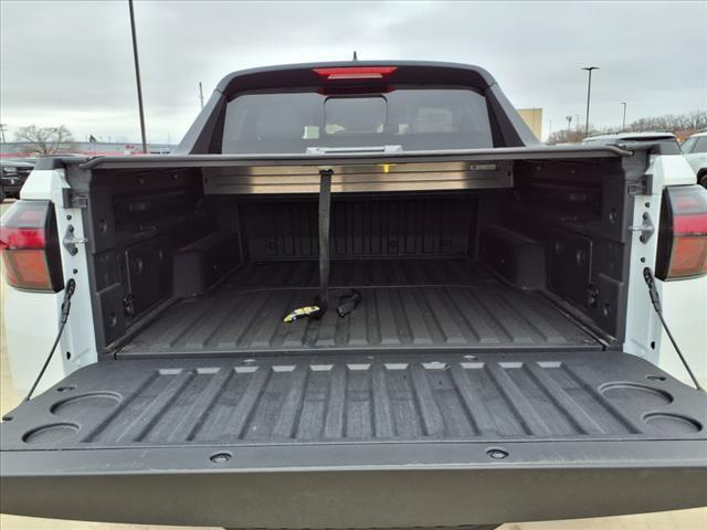 2025 Hyundai SANTA CRUZ Vehicle Photo in Peoria, IL 61615