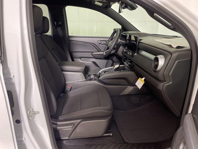 2024 Chevrolet Colorado Vehicle Photo in PHOENIX, AZ 85014-3381