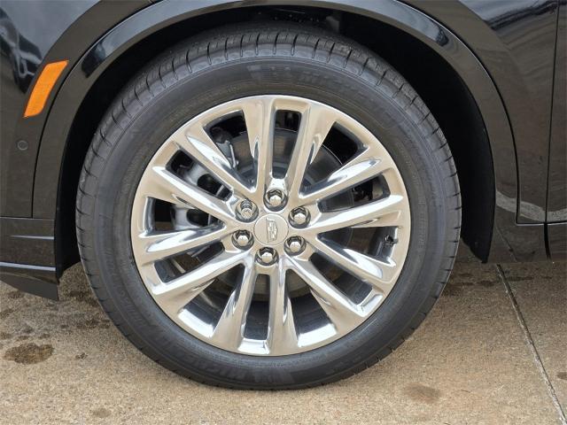 2025 Cadillac XT6 Vehicle Photo in Oklahoma City, OK 73114