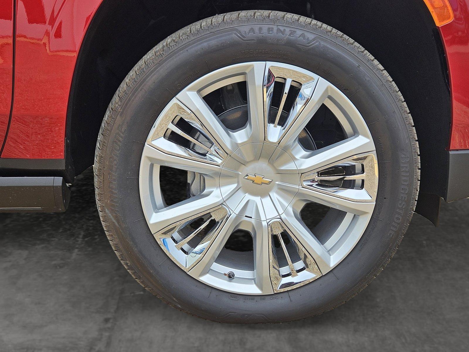 2024 Chevrolet Suburban Vehicle Photo in WACO, TX 76710-2592