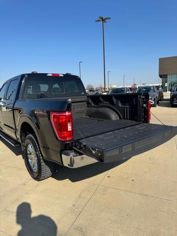 2021 Ford F-150 Vehicle Photo in Peoria, IL 61615