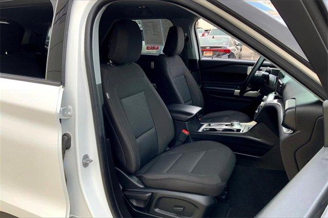 2022 Ford Explorer Vehicle Photo in TOPEKA, KS 66609-0000
