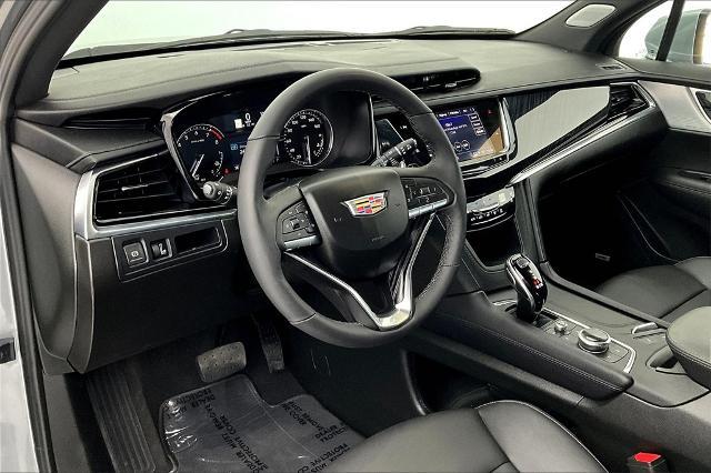 2025 Cadillac XT6 Vehicle Photo in Grapevine, TX 76051