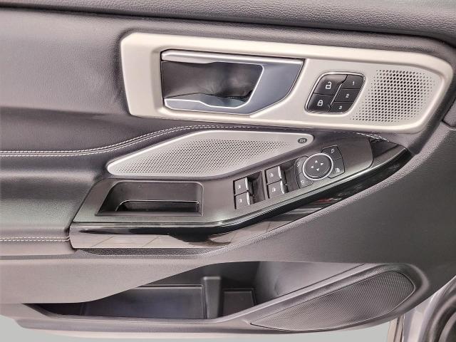 2022 Ford Explorer Vehicle Photo in Neenah, WI 54956