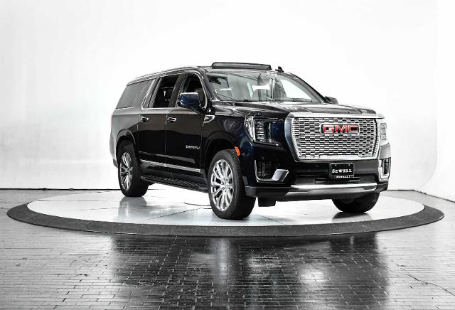 2023 GMC Yukon XL Vehicle Photo in DALLAS, TX 75235
