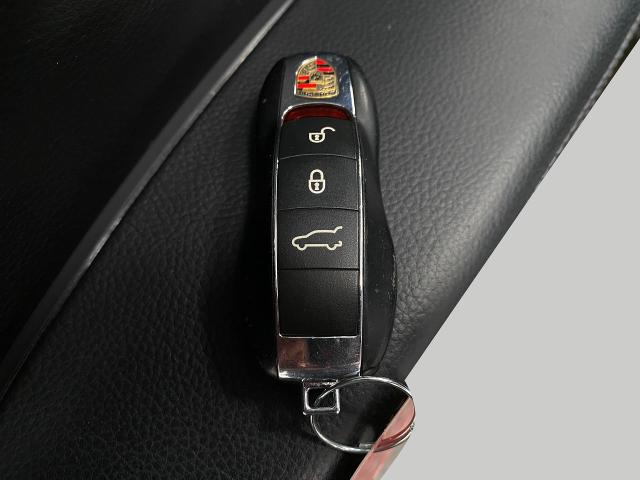 2018 Porsche Cayenne Vehicle Photo in Appleton, WI 54913