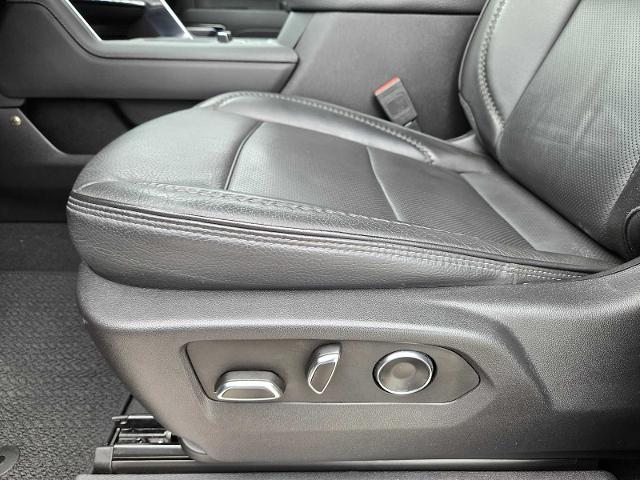 2024 GMC Sierra 2500 HD Vehicle Photo in DENTON, TX 76210-9321