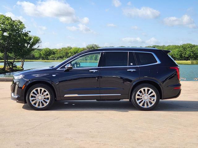 2022 Cadillac XT6 Vehicle Photo in DENTON, TX 76210-9321