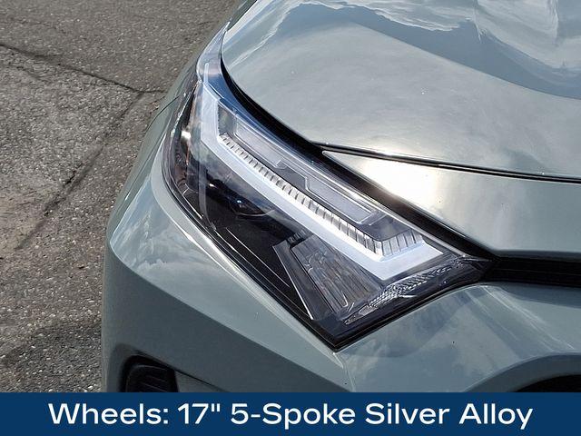 2022 Toyota RAV4 Vehicle Photo in WATERTOWN, CT 06795-3318