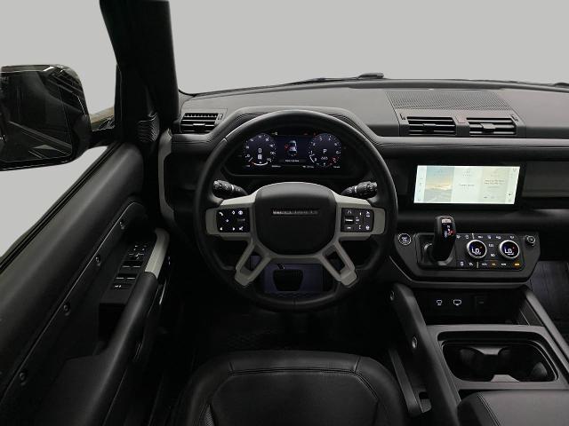 2024 Defender Vehicle Photo in Appleton, WI 54913