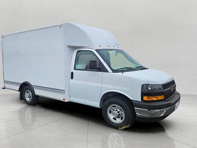 2024 Chevrolet Express Commercial Cutaway Vehicle Photo in Neenah, WI 54956
