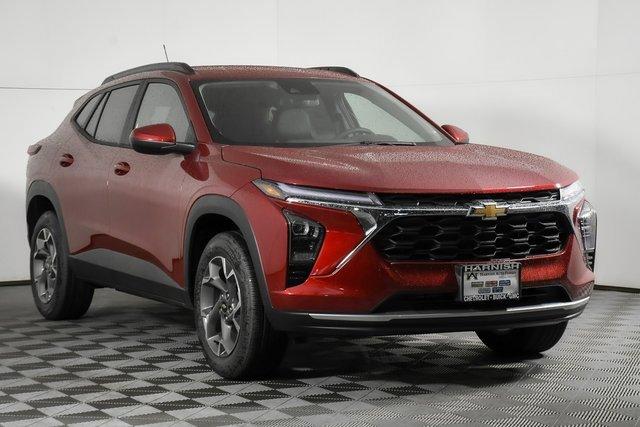 2025 Chevrolet Trax Vehicle Photo in PUYALLUP, WA 98371-4149