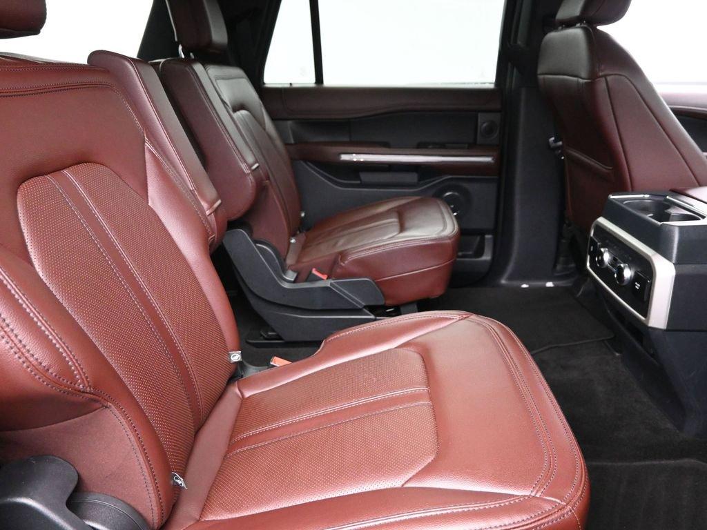 2022 Ford Expedition Max Vehicle Photo in Cedar Rapids, IA 52402