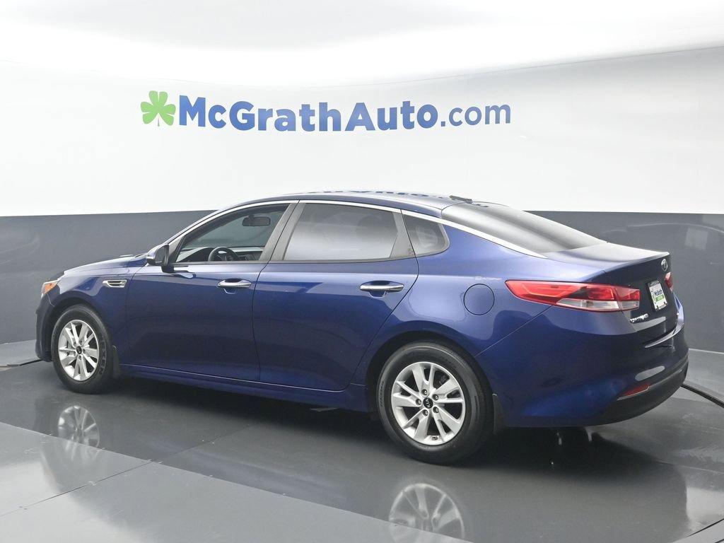 2016 Kia Optima Vehicle Photo in Marion, IA 52302