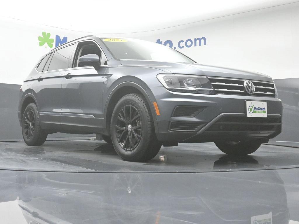 2021 Volkswagen Tiguan Vehicle Photo in Marion, IA 52302