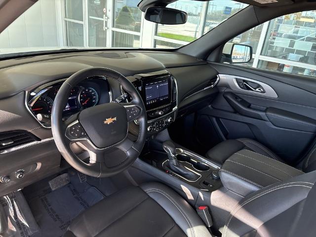 2023 Chevrolet Traverse Vehicle Photo in MANHATTAN, KS 66502-5036