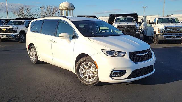 2022 Chrysler Pacifica Vehicle Photo in JOLIET, IL 60435-8135