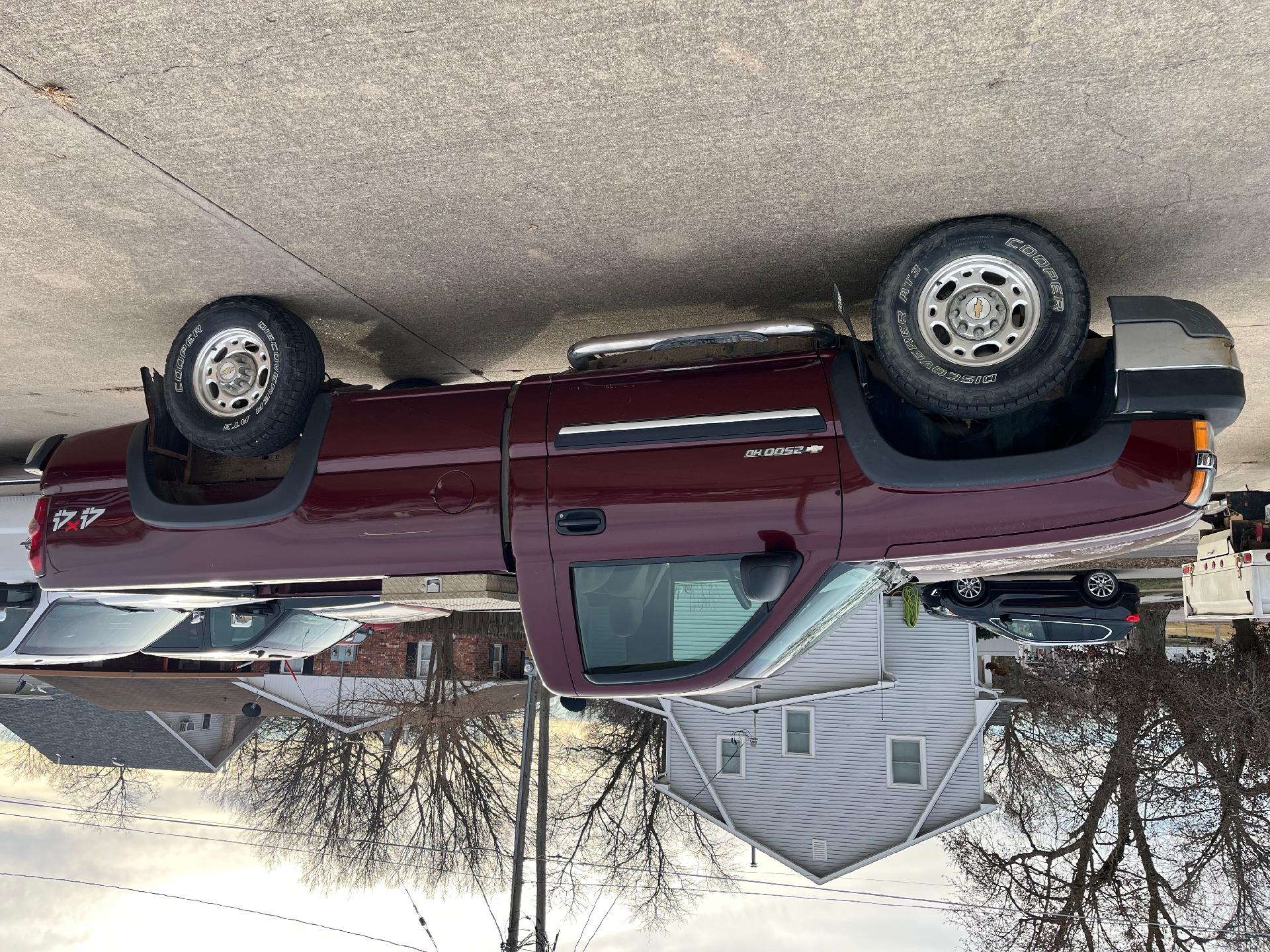 2003 Chevrolet Silverado 2500HD LS photo 1