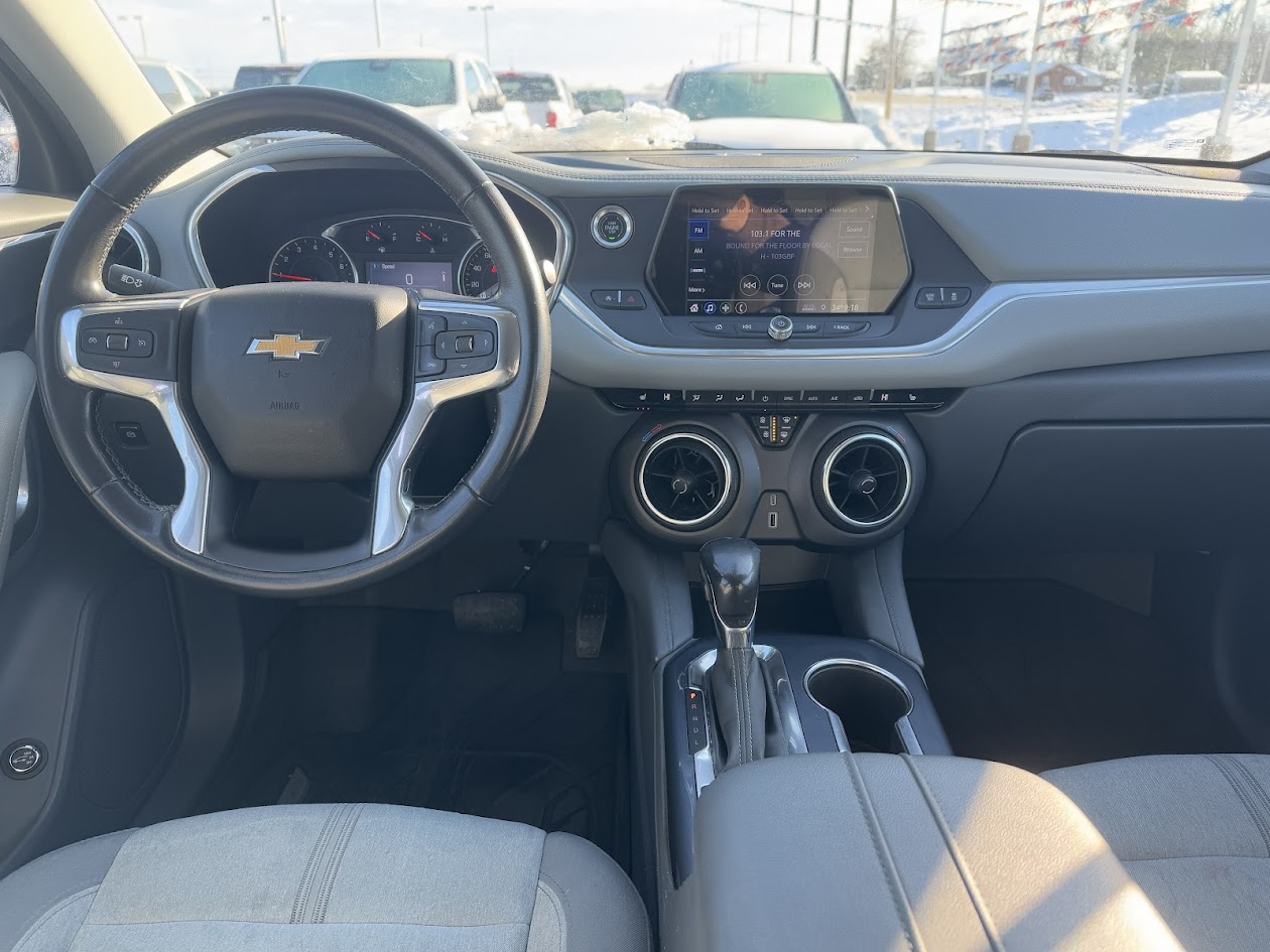 2020 Chevrolet Blazer Vehicle Photo in BOONVILLE, IN 47601-9633