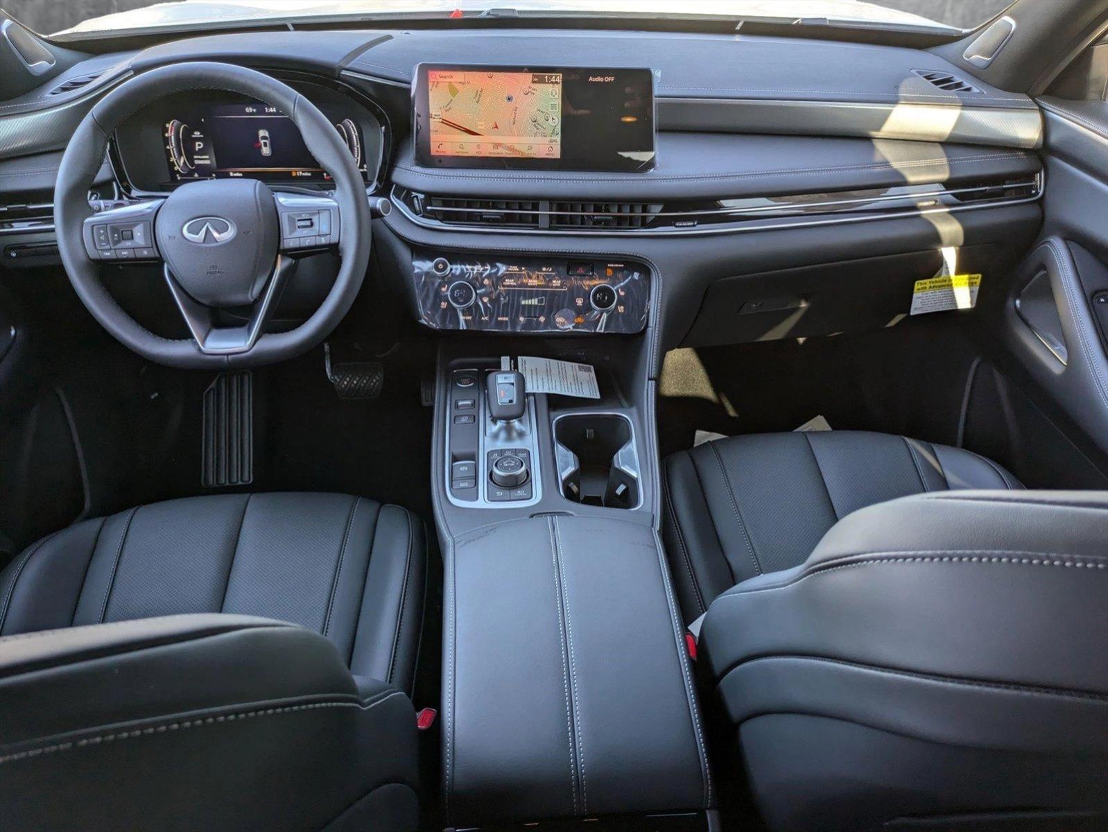 2025 INFINITI QX60 Vehicle Photo in Tustin, CA 92782