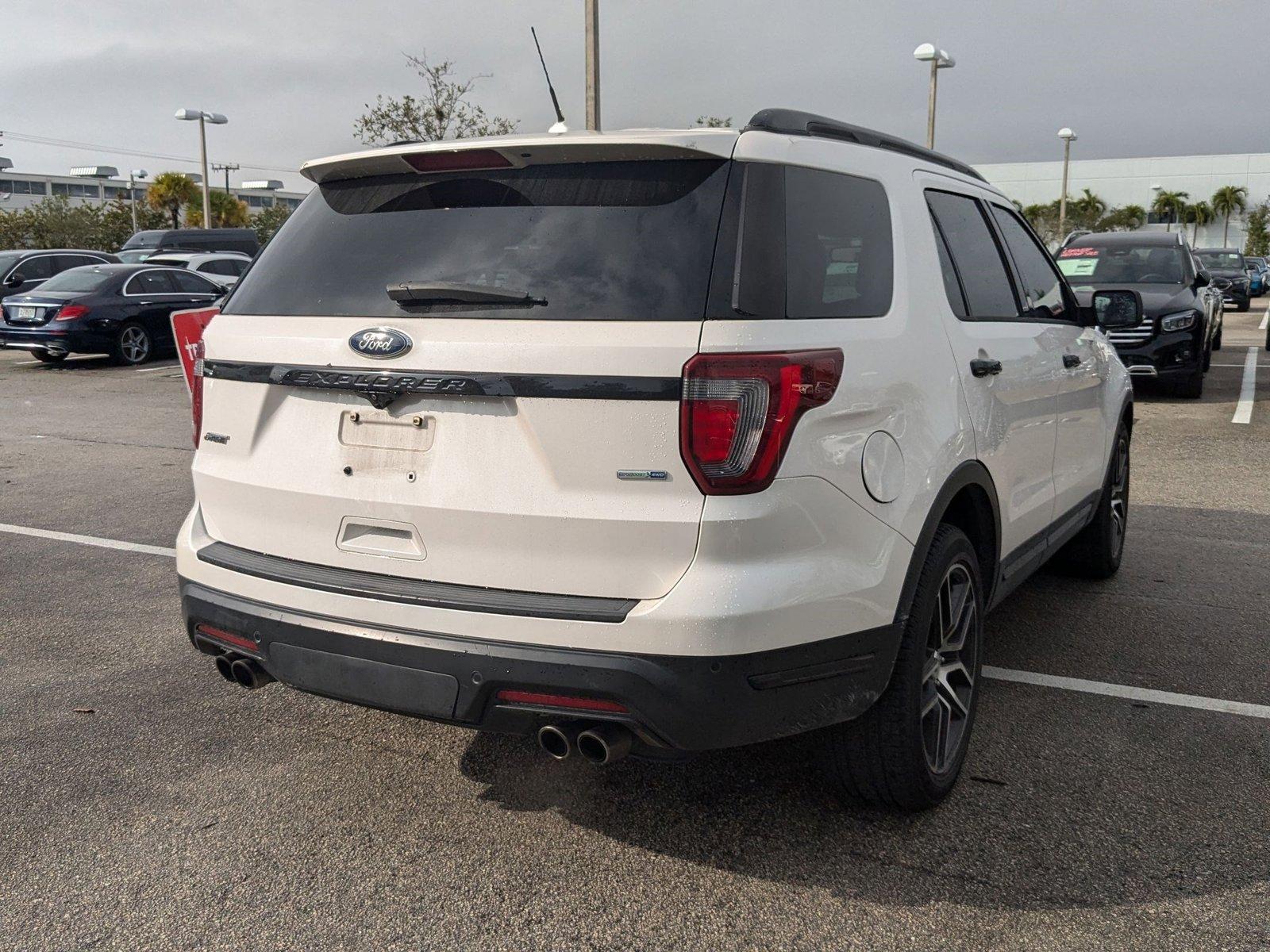 2019 Ford Explorer Vehicle Photo in Miami, FL 33169