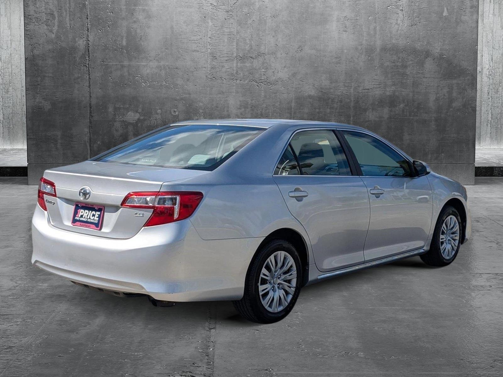 2013 Toyota Camry Vehicle Photo in PEMBROKE PINES, FL 33024-6534