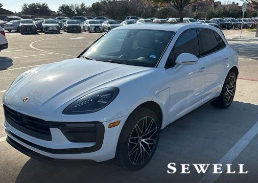 2024 Porsche Macan Vehicle Photo in FORT WORTH, TX 76132