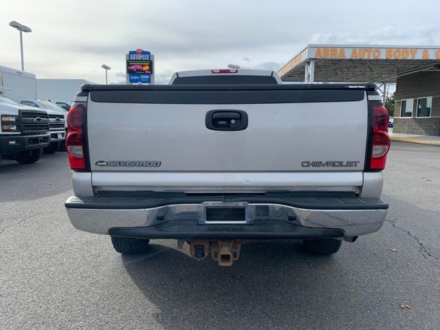 2004 Chevrolet Silverado 2500HD Vehicle Photo in POST FALLS, ID 83854-5365