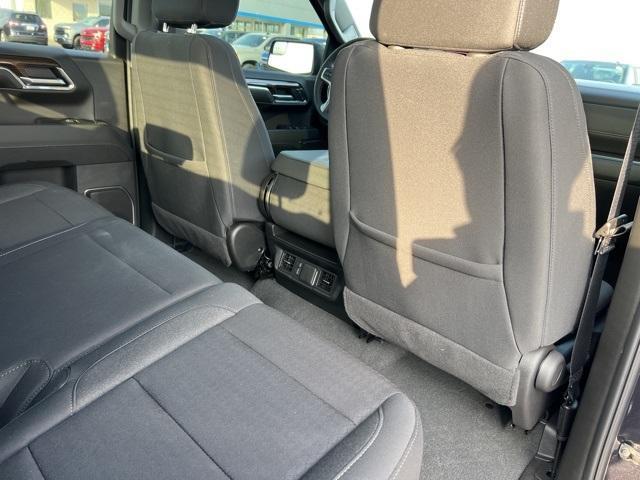 2024 Chevrolet Silverado 1500 Vehicle Photo in GREEN BAY, WI 54304-5303