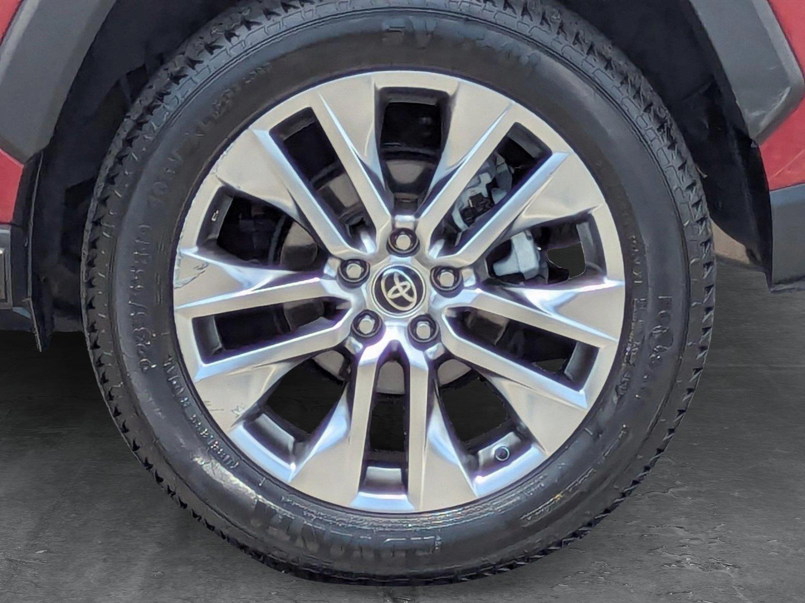 2021 Toyota RAV4 Vehicle Photo in Clearwater, FL 33765