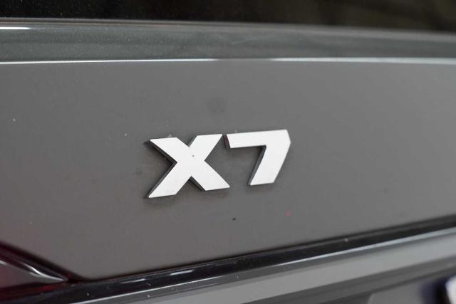 2024 BMW X7 M60i Vehicle Photo in GRAPEVINE, TX 76051